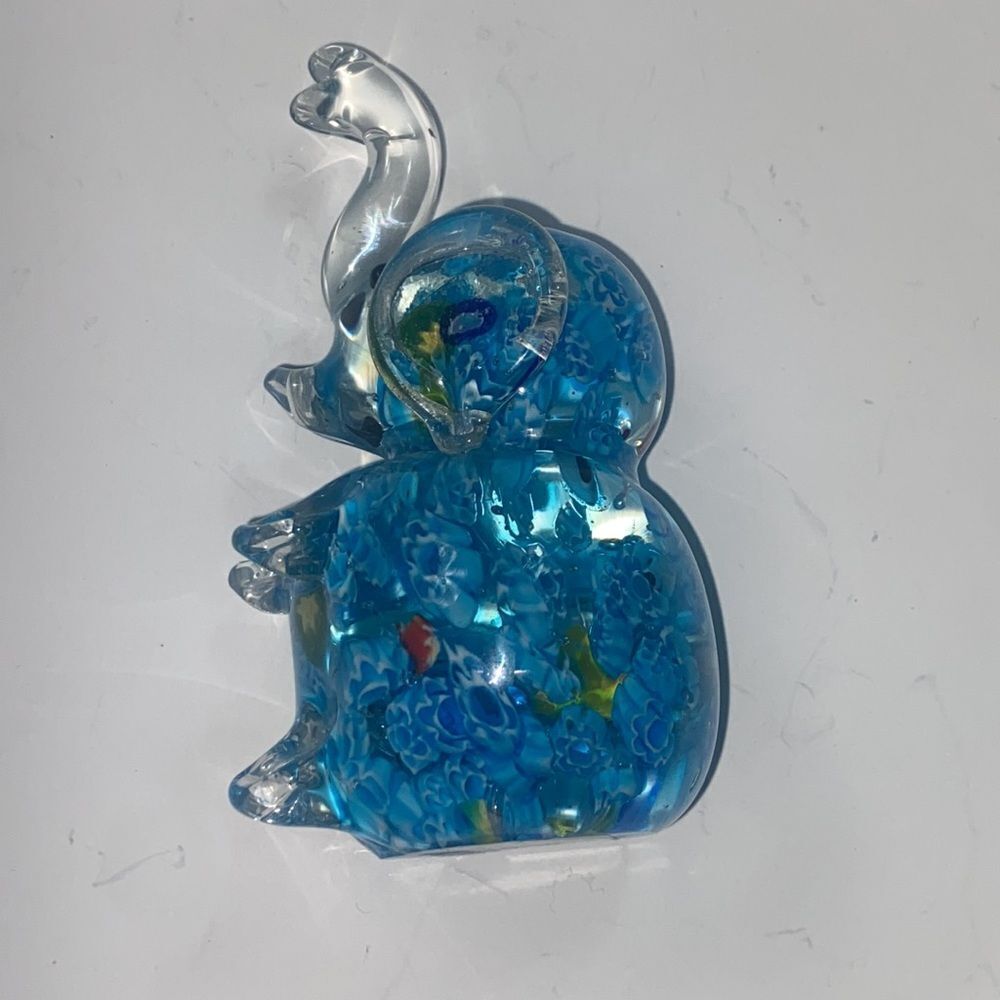 Vintage Art Glass Elephant Figurine Paperweight Decorative Use Only